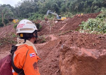 Bombeiros baianos já resgataram mais de 160 vítimas das chuvas no Rio Grande do Sul