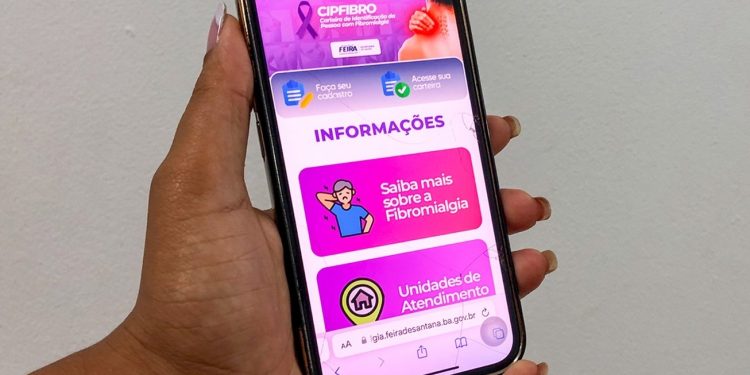 Feira já emitiu 305 carteiras virtuais para identificação de pessoas com fibromialgia