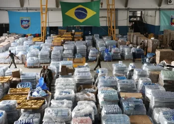 Defesa Civil do RS contabiliza 200 toneladas de alimentos doados