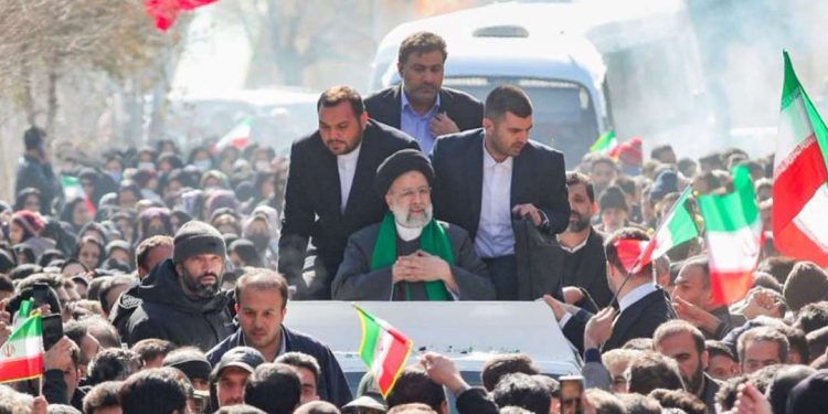 Helicóptero com o presidente do Irã sofre acidente