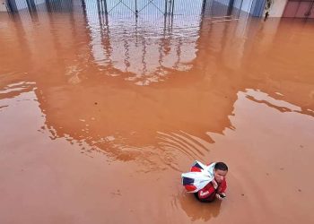 Mortes por chuvas no RS chegam a 75 e ultrapassam tragédia de 2023