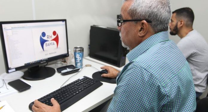 Governo do Estado propõe reajuste salarial de 4% e aumento de 66% no auxílio refeição do funcionalismo