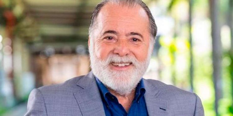 Tony Ramos recebe alta hospitalar após passar por duas cirurgias no cérebro