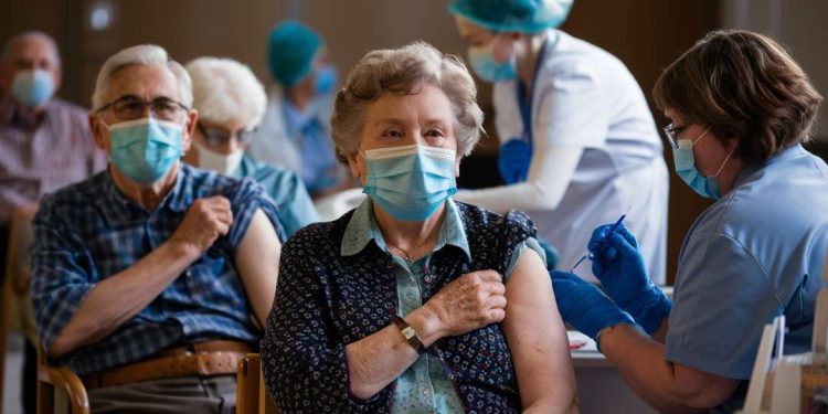 Feira de Santana imunizou mais de 54,7 mil pessoas contra a gripe