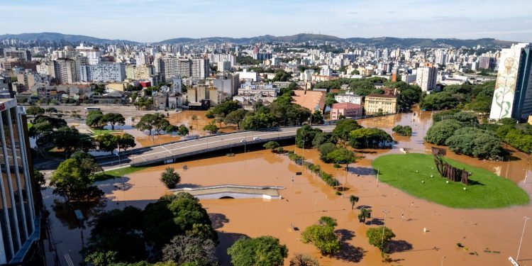 Rio Grande do Sul tem alertas para riscos de inundações e deslizamentos neste domingo