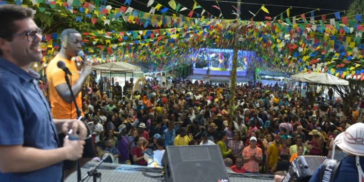 Arraiá do Comércio é aberto oficialmente e promove estímulo nas vendas