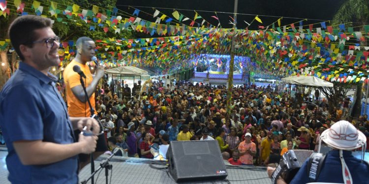 Arraiá do Comércio é aberto oficialmente e promove estímulo nas vendas