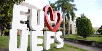 Uefs oferece curso de algoritmos e programação em Python para estudantes de escolas públicas