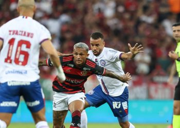Bahia perde para o Flamengo em confronto direto pela liderança da Série A
