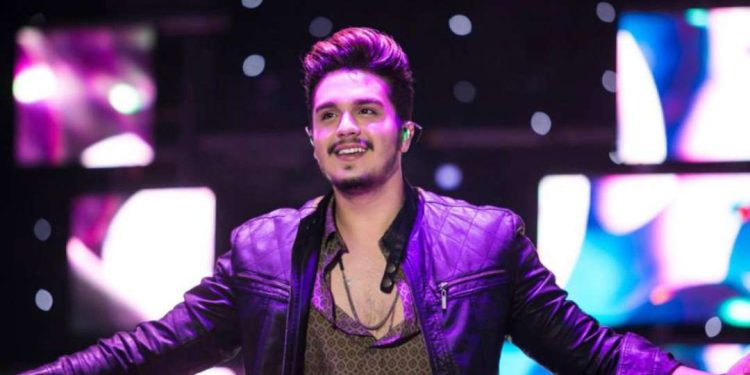 Luan Santana sofre mal-súbito e tem show cancelado