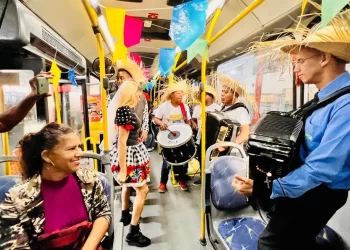 BRT em Feira vira palco do autêntico forró pé-de-serra