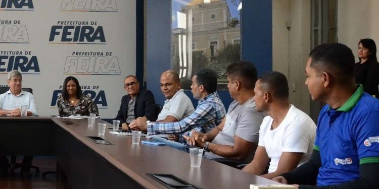 Prefeito Colbert Filho empossa nova secretária de Mobilidade Urbana