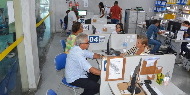Repartições públicas municipais reabrem na terça-feira