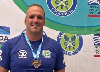 Nadador feirense conquista medalhas no Troféu Brasil de Natação
