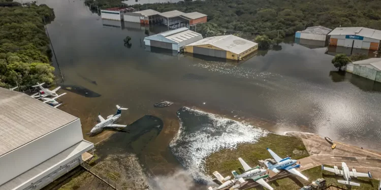 Aeroporto Salgado Filho deve reabrir na segunda quinzena de dezembro