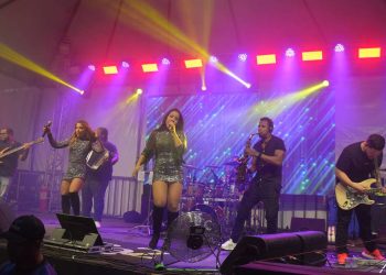 Mistura de ritmos e muita animação na primeira noite do São Pedro de Humildes