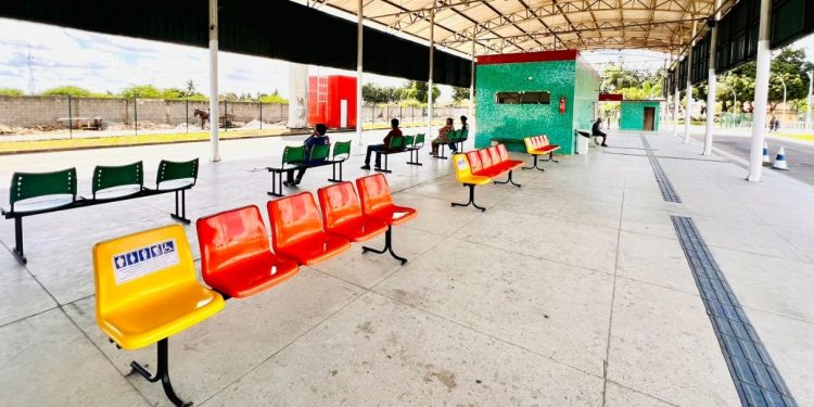 Prefeitura de Feira revitaliza Terminal da Pampalona