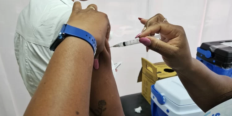 Bahia amplia público-alvo para vacinação contra a Covid-19