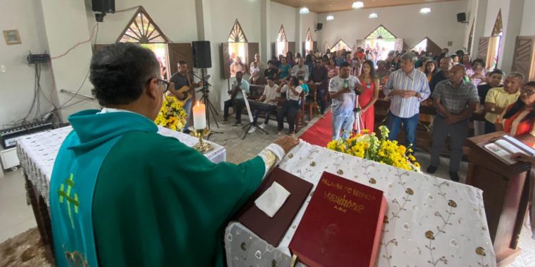 Feira: moradores da zona rural celebram Senhora Santana e São Cristóvão