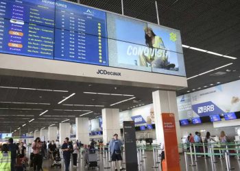 Apagão cibernético afetou voos da Azul e aplicativo do Bradesco