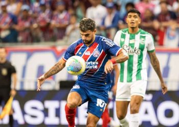 Bahia vence o Juventude, alcança marca importante em casa e volta para o G-4