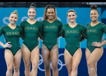 Equipe feminina conquista bronze na ginástica artística em Paris
