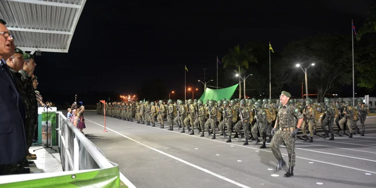 Colbert Filho participa das homenagens pelos 56 anos do 35° BI
