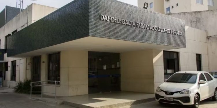 Homem é preso em flagrante após chamar adolescente de 14 anos de ‘gostosa’  na Bahia