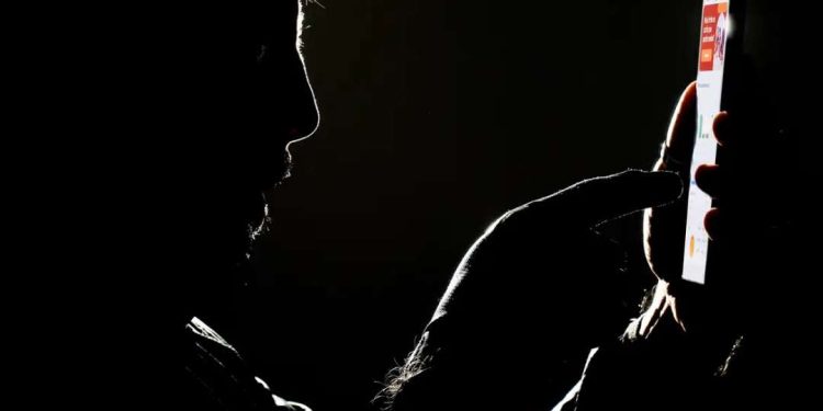 Criminosos usam apagão cibernético para aplicar golpes e coletar dados