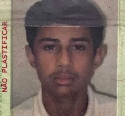 Jovem morre ao colidir moto com boi no Distrito de Humildes