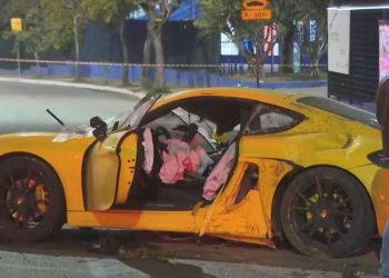 Motorista de Porsche atropela e mata motociclista após discussão