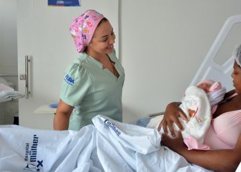 Nasce o primeiro bebê da Casa de Parto Natural de Feira de Santana