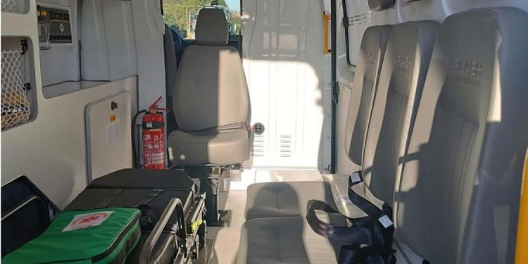 SAMU de Feira ganha nova UTI móvel