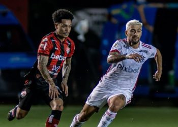 Vitória perde para o Flamengo no Barradão  pela 19ª rodada do Campeonato Brasileiro da Série A