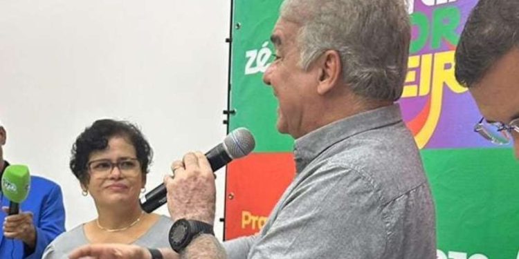 Zé Neto anuncia afastamento da Câmara para concorrer a prefeito de Feira de Santana