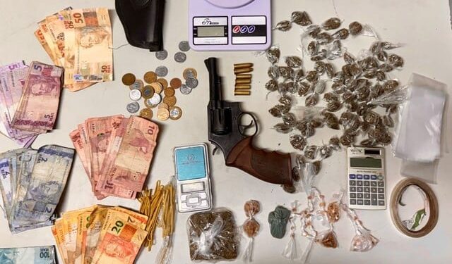 PM apreende arma e drogas no George Américo após confronto com suspeito