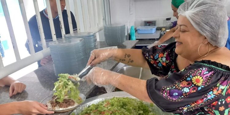 Produtos da agricultura familiar fazem a diferença na alimentação de estudantes na Bahia