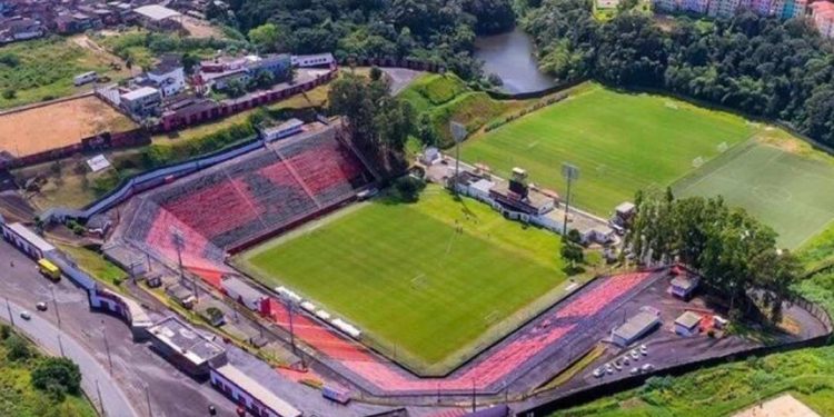 Governo da Bahia pretendia construir colégio em Canabrava com terreno devido pelo Vitória