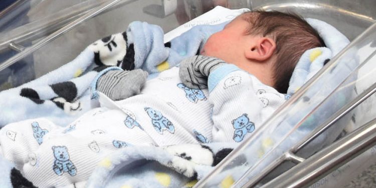 99,3% das crianças de até 5 anos têm registro de nascimento em cartório