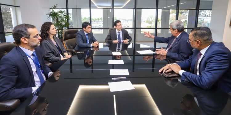 Colbert solicita em Brasília, prioridade na requalificação do viaduto Portal do Sertão