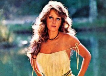 Morre cantora Diana aos 76 anos