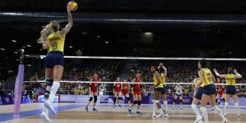 Brasil vence Japão por 3 a 0 no vôlei feminino