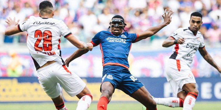 Bahia bate o Vitória na Fonte Nova no último clássico Ba-Vi do ano pelo Brasileirão