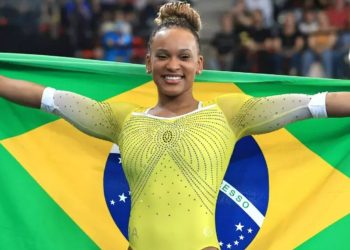Rebeca Andrade é prata no individual geral na ginástica em Paris