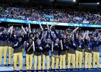 Brasil é prata no futebol feminino após revés contra EUA na final