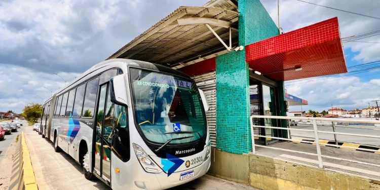 Prefeitura de Feira coloca pra rodar o BRT-2 com 20,5 km de extensão