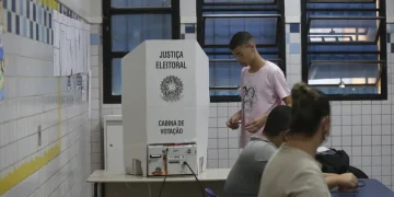 Número de eleitores de 16 e 17 anos aumentou 78% desde 2020