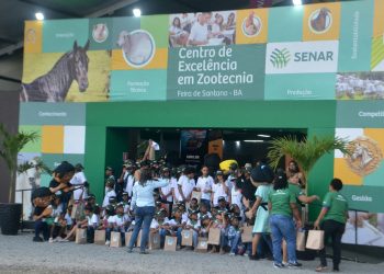 Expofeira 2024: Estudantes aprendem sobre agronegócio no estande do Senar
