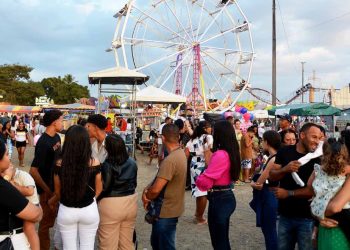Programação diversificada atrai grande público à Expofeira
