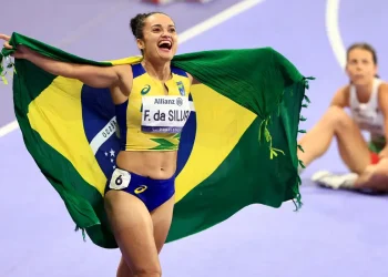 Ouro de Fernanda Yara encabeça dia de conquistas do atletismo